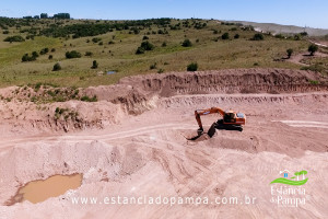 PASSEIO BAIXO E SAIBRE.00_03_18_29.Quadro024_e6daa5086d0e1b171055c3c2768b68b8e2343981.jpg